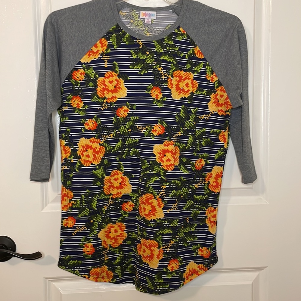 Ladies LuLaRoe baseball shirt, Randy, size M (10-12) N W O T